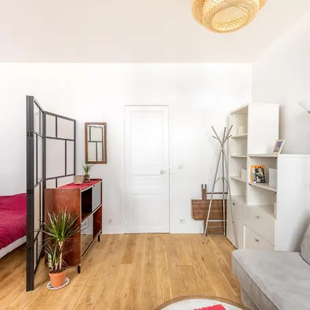 Apartmán Guestready - Charming And Bright